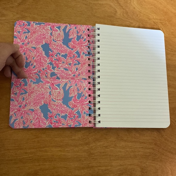 Lily Pulitzer notebook - Picture 3 of 4